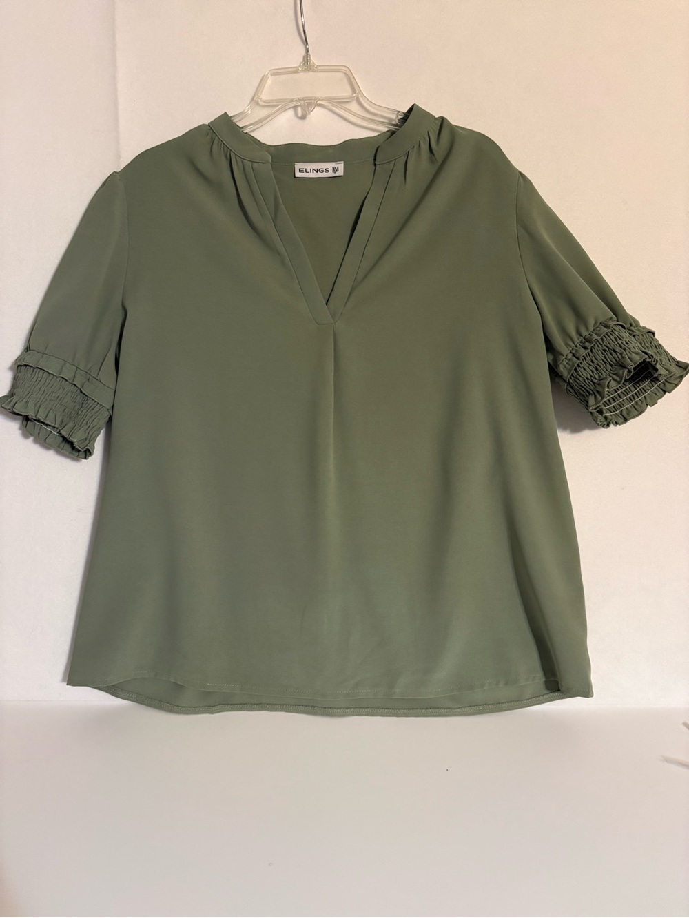 Olive Green V-Neck Short Sleeve Blouse
Large